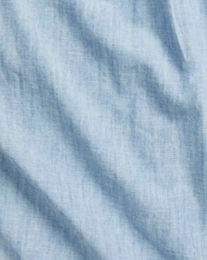 Classic Fit Chambray Shirt